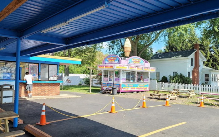 Big Dip Burgers - As Big Dip Burgers (newer photo)